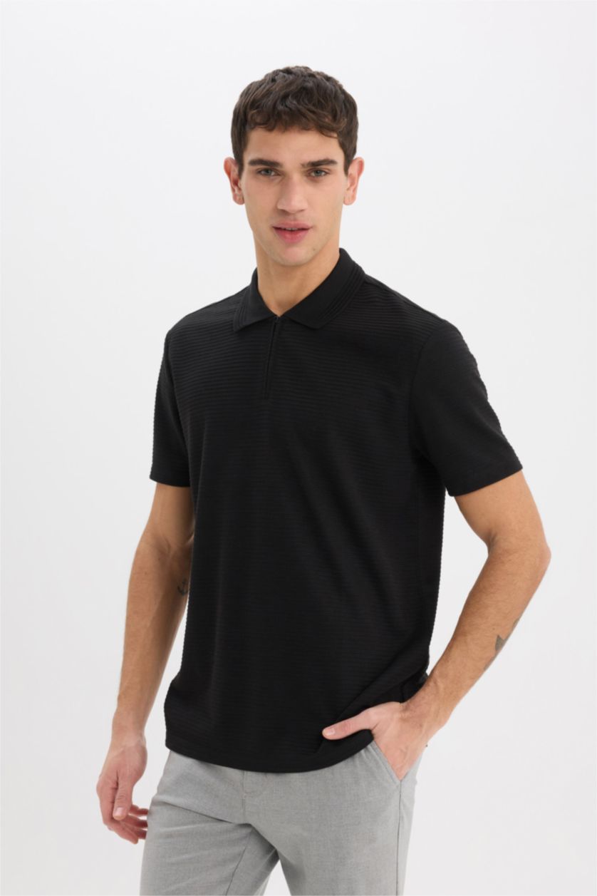 Erkek Siyah Regular Fit Polo Yaka Yarım Fermuarlı Kısa Kollu Siyah Tişört