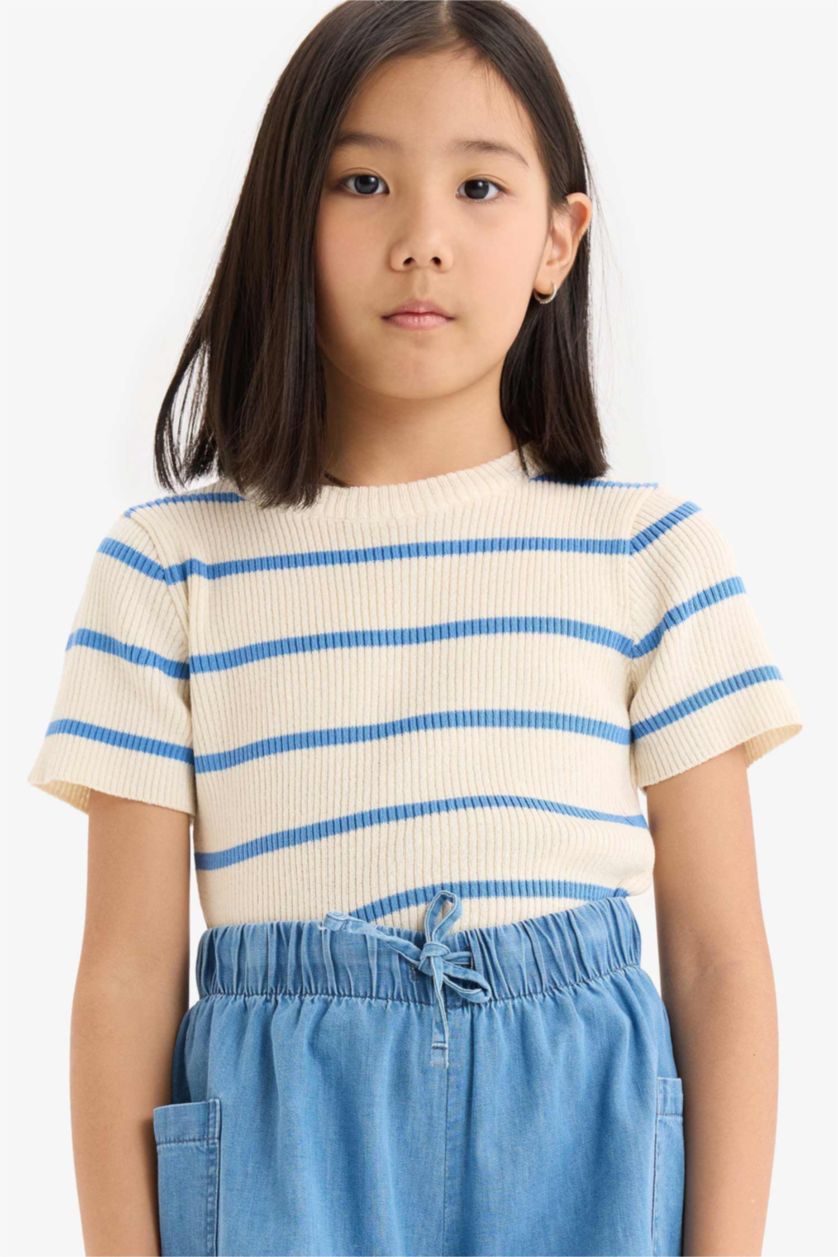 Kız Çocuk - Genç Kız Beyaz Cropped Fit Bisiklet Yaka Çizgili Kısa Kollu Triko Kazak Kız Çocuk