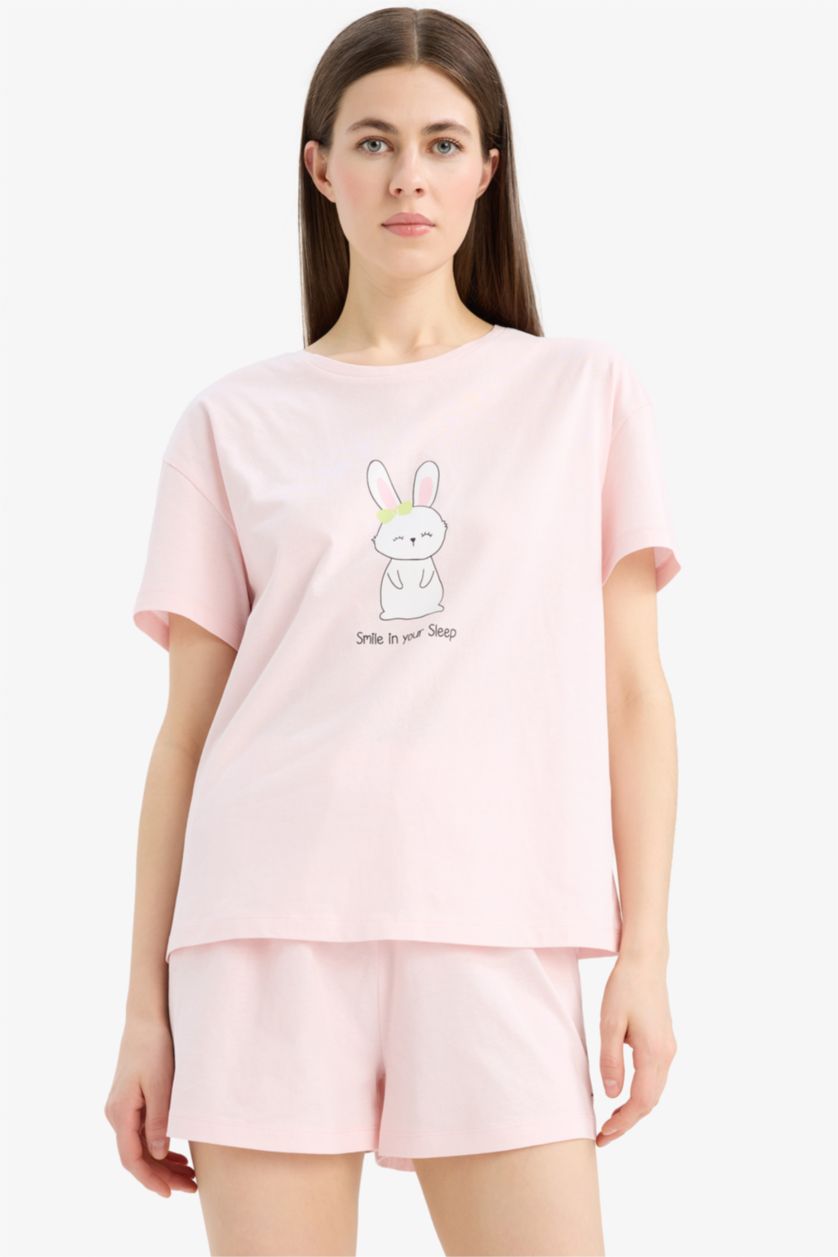 نساء زهري فاتح سيت بجامة قصة عادية تيشيرت نص كم و شورت من Fall in Love - قطعتين