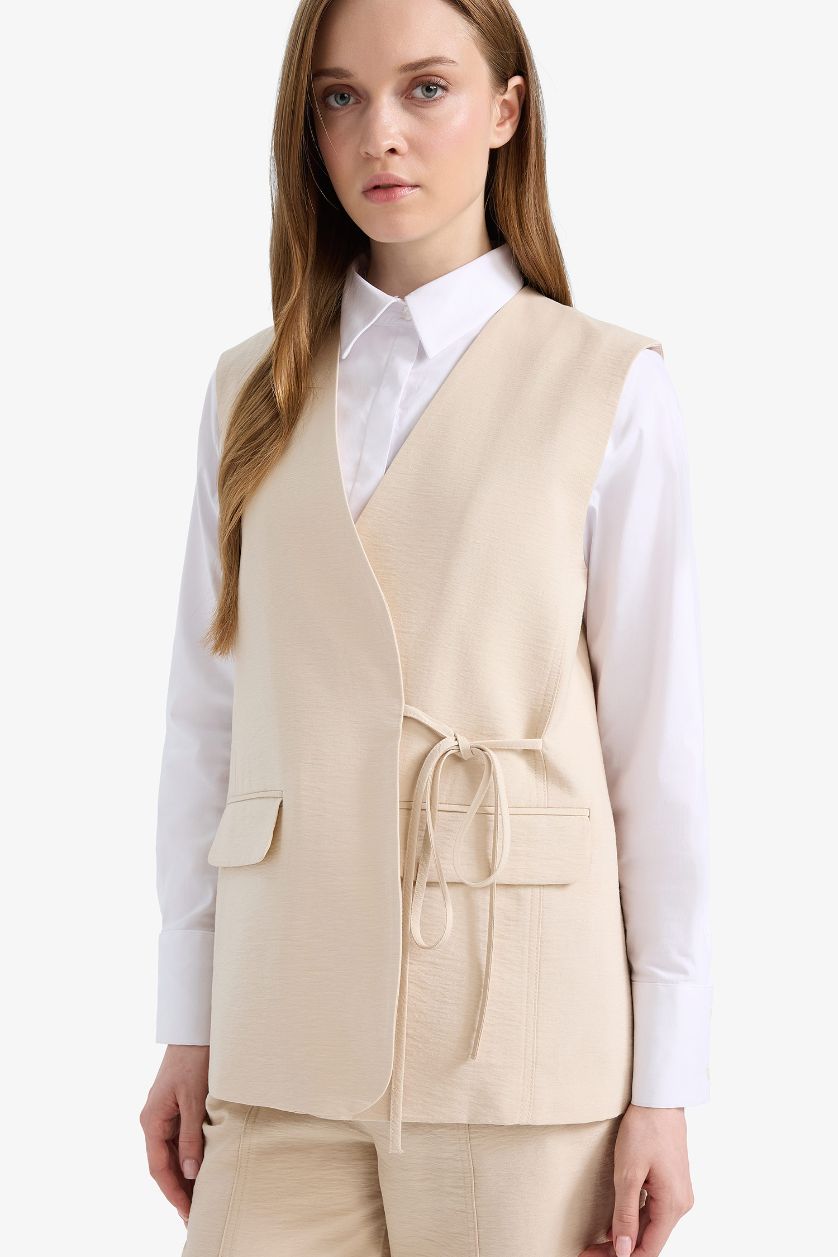 Kadın Taş V Yaka Bağcıklı Basic Düz Blazer Yelek