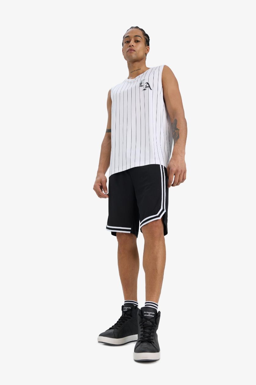 Erkek Beyaz Hızlı Kuruyan Standart Fit Baskılı Bisiklet Yaka Sporcu Atlet