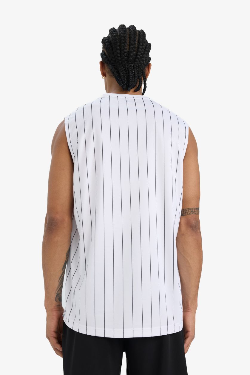 Erkek Beyaz Hızlı Kuruyan Standart Fit Baskılı Bisiklet Yaka Sporcu Atlet