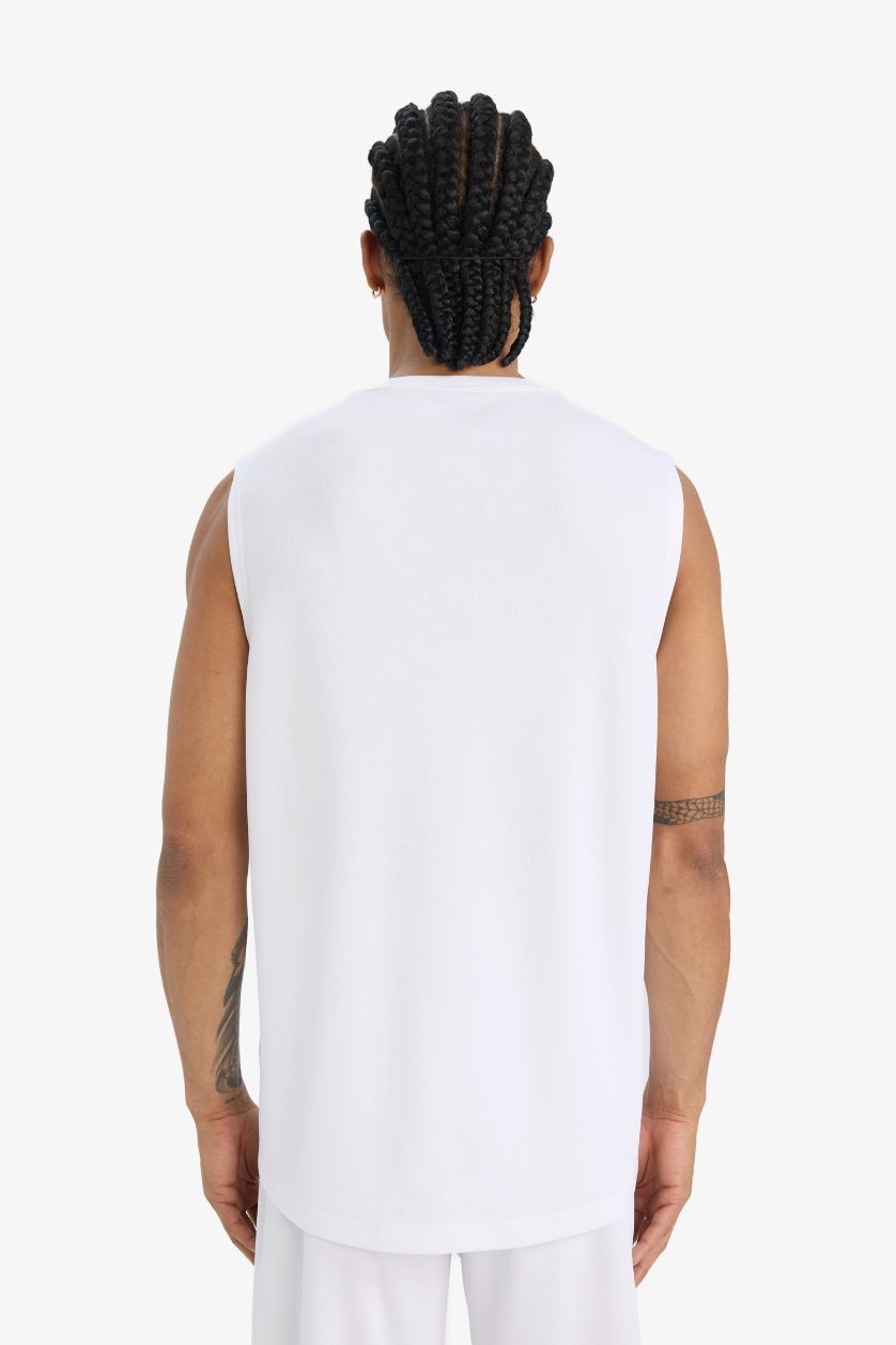 Ерлер ақ Ерлерге стандарт пішім дөңгелек жаға басып шығарылған Ішкөйлек