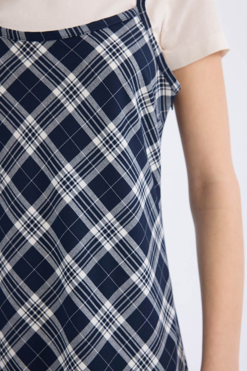 WOMAN NAVY V-Neck Plaid Midi Dress