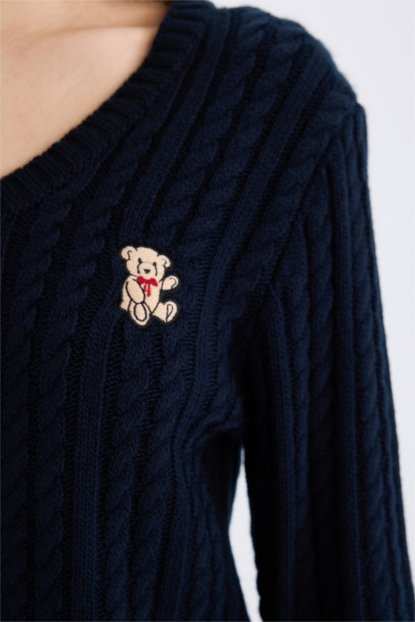 نساء كحلي بلوفر تريكو سليم فيت برقبة مستديرة