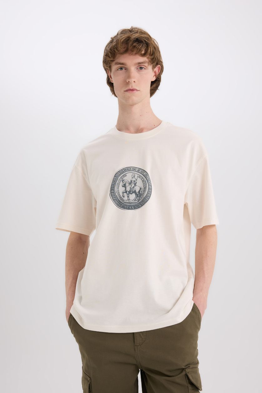Man Ecru Cotton Boxy Fit Crew Neck Printed T-Shirt