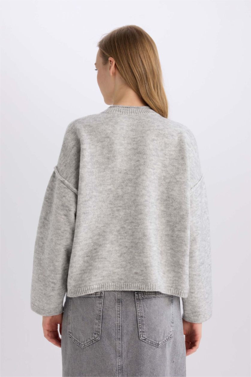 Kadın Gri Regular Fit Bisiklet Yaka Düğmeli Triko Hırka