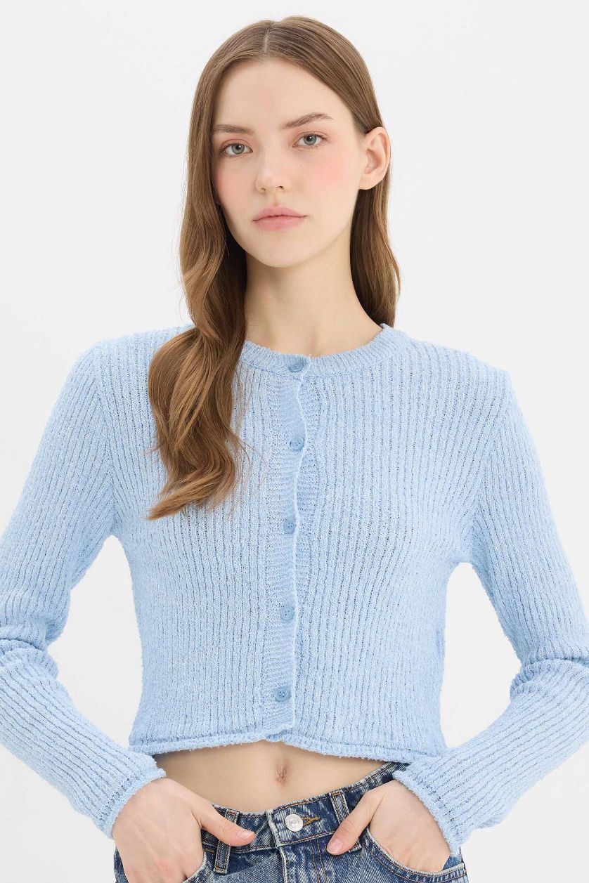 Woman Blue Slim Fit Crew Neck Buttoned Knit Cardigan