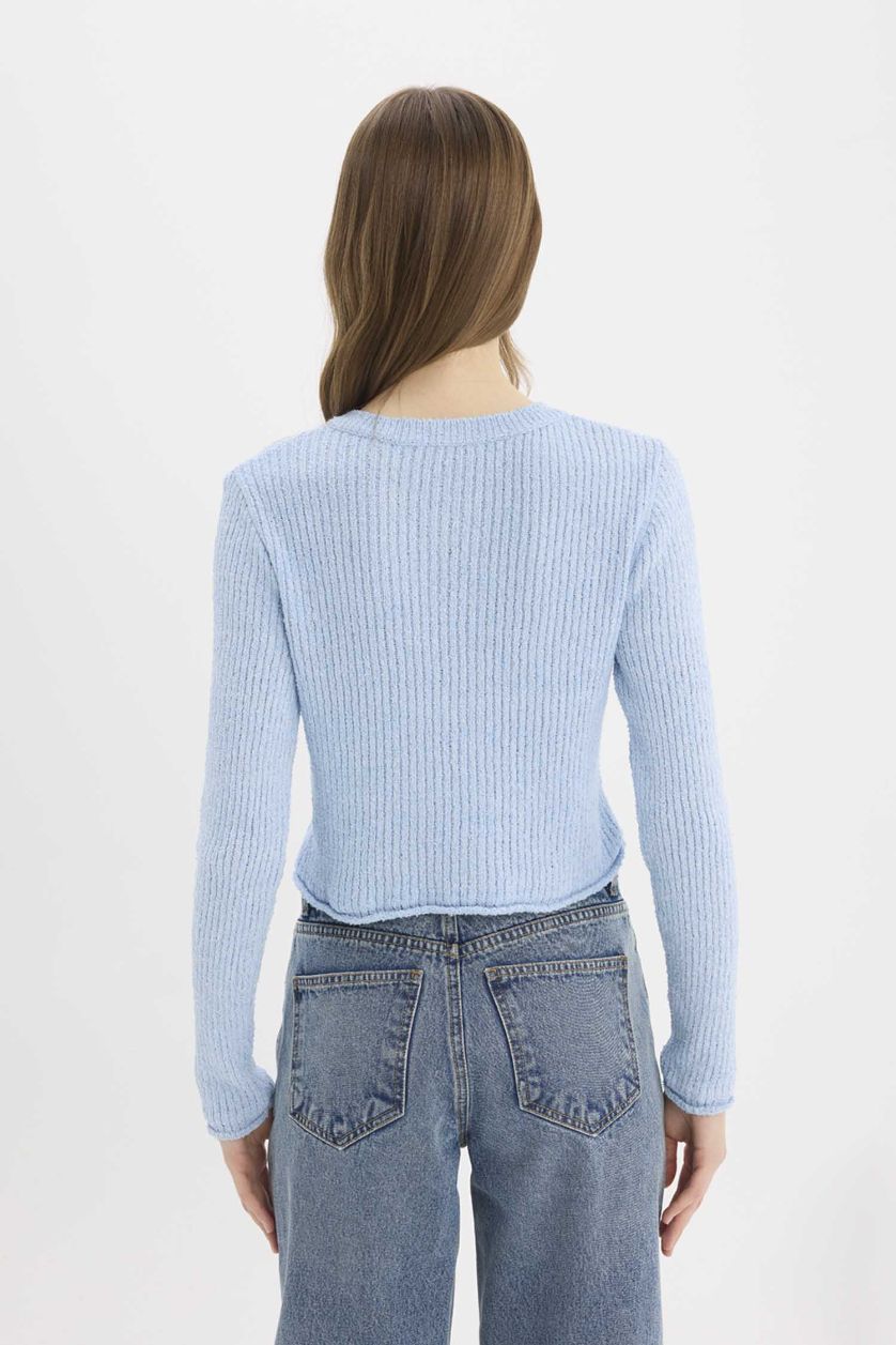 Woman Blue Slim Fit Crew Neck Buttoned Knit Cardigan