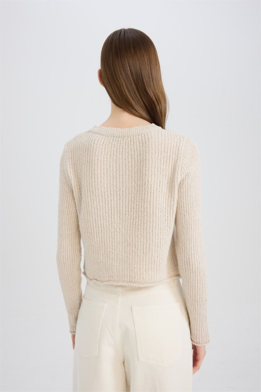 Kadın Bej Slim Fit Dar Kesim Bisiklet Yaka Düğmeli Triko Hırka