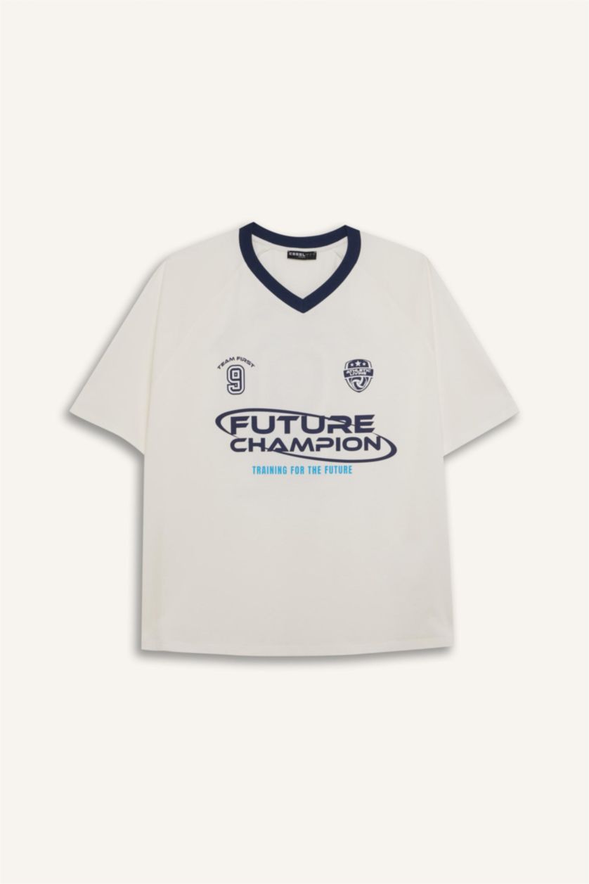 Kadın Kırık Beyaz Oversize Geniş Kalıp V Yaka Sırt Baskılı Kısa Kollu Tişört