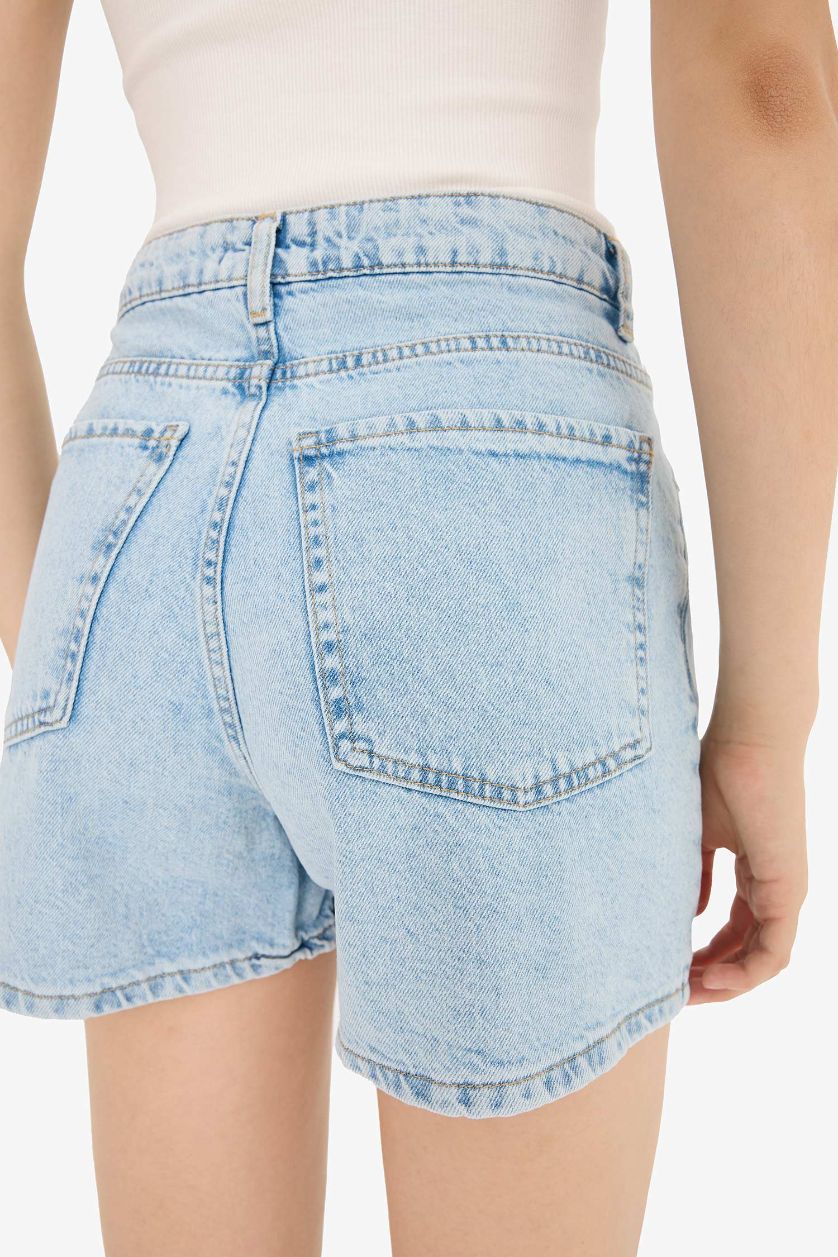 حريمي أزرق فاتح جيب شورت بخصر عالي