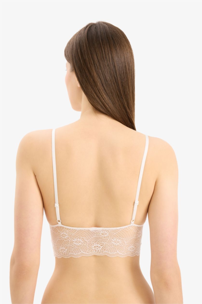 نساء اوف وايت حمالة الصدر بالدانتيل من Fall in Love