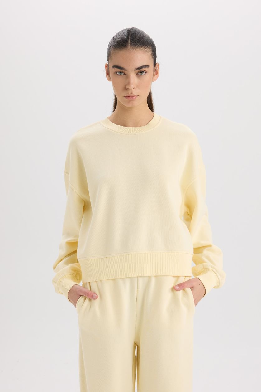 FEMME Jaune Clair Sweatshirt Basique à col rond et Coupe Boxy