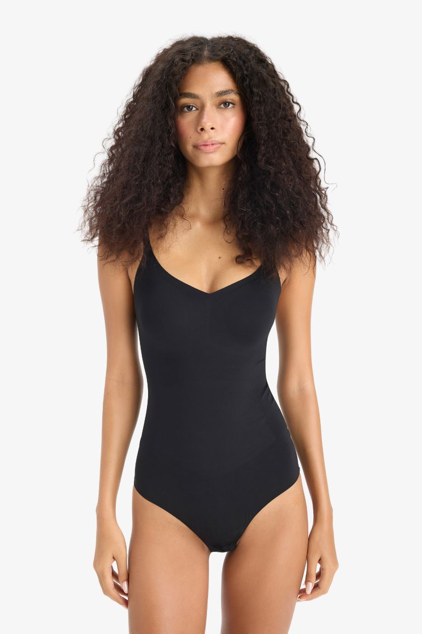 حريمي أسود بودي سوت اسود بيزك ببطانة قابلة للإزالة من Fall in Love