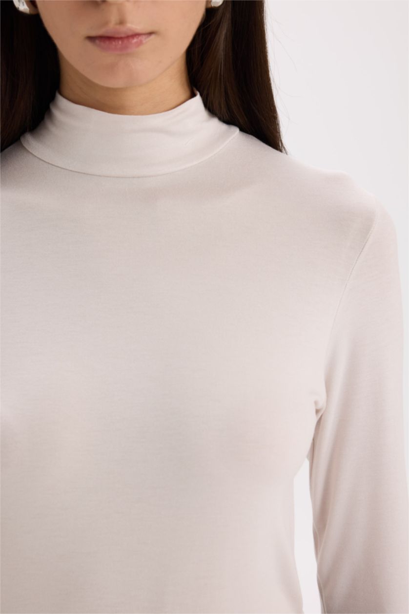 WOMAN Stone Slim Fit Turtleneck Basic T-Shirt