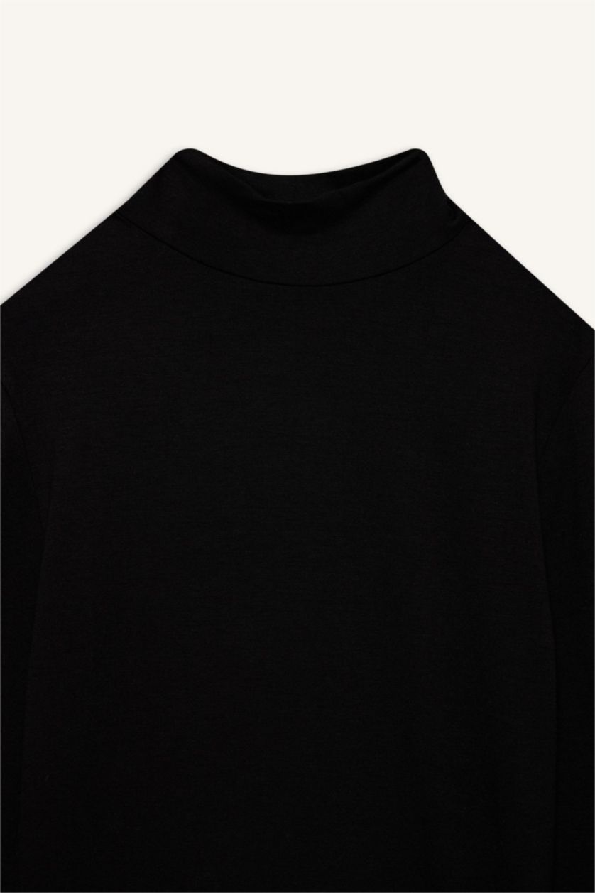 FEMME Noir T-Shirt À Manches Longues En Tricot Coupe slim raccourcie