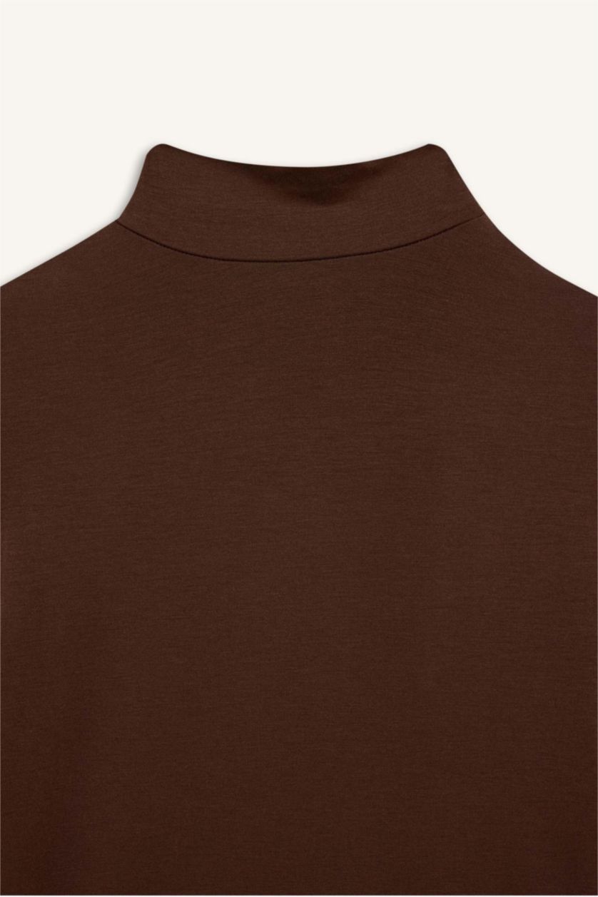 نساء بني Slim Fit Long Sleeve T-Shirt