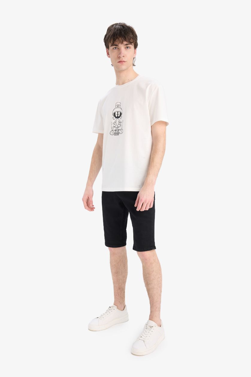 MAN Ecru Regular Fit Looney Tunes Licensed Crew Neck Short Sleeve T-Shirt