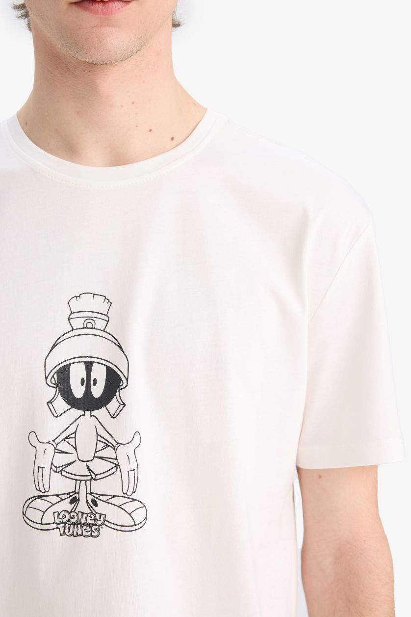 MAN Ecru Regular Fit Looney Tunes Licensed Crew Neck Short Sleeve T-Shirt