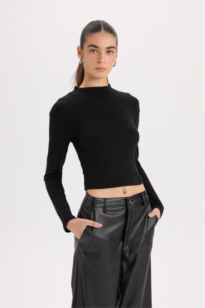 FEMME Noir T-Shirt À Manches Longues En Tricot Modal Coupe slim raccourcie