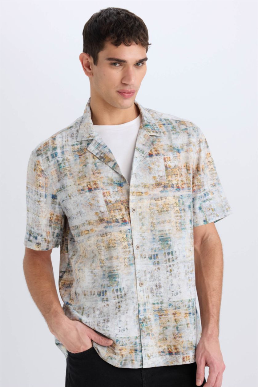 Man Light Khaki Regular Fit Apache Neck Printed Short Sleeve Shirt