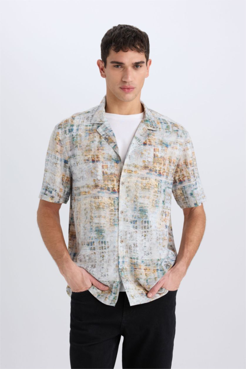 Man Light Khaki Regular Fit Apache Neck Printed Short Sleeve Shirt