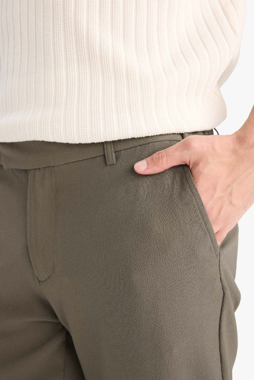 Man Teak Zippered Leg Summer Joggers