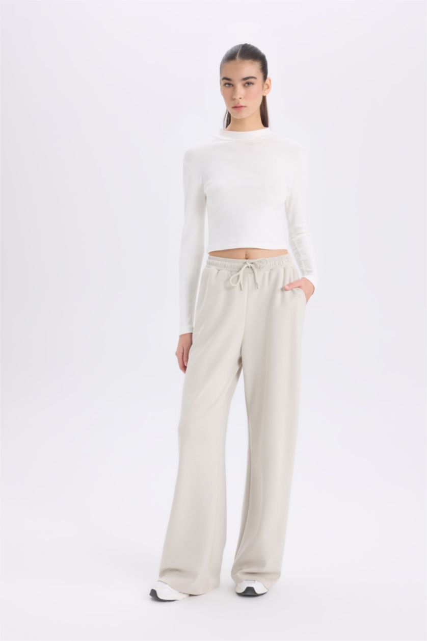 Woman Stone Pocketed Scuba Fabric Tied Waist Wide Leg Sweatpants