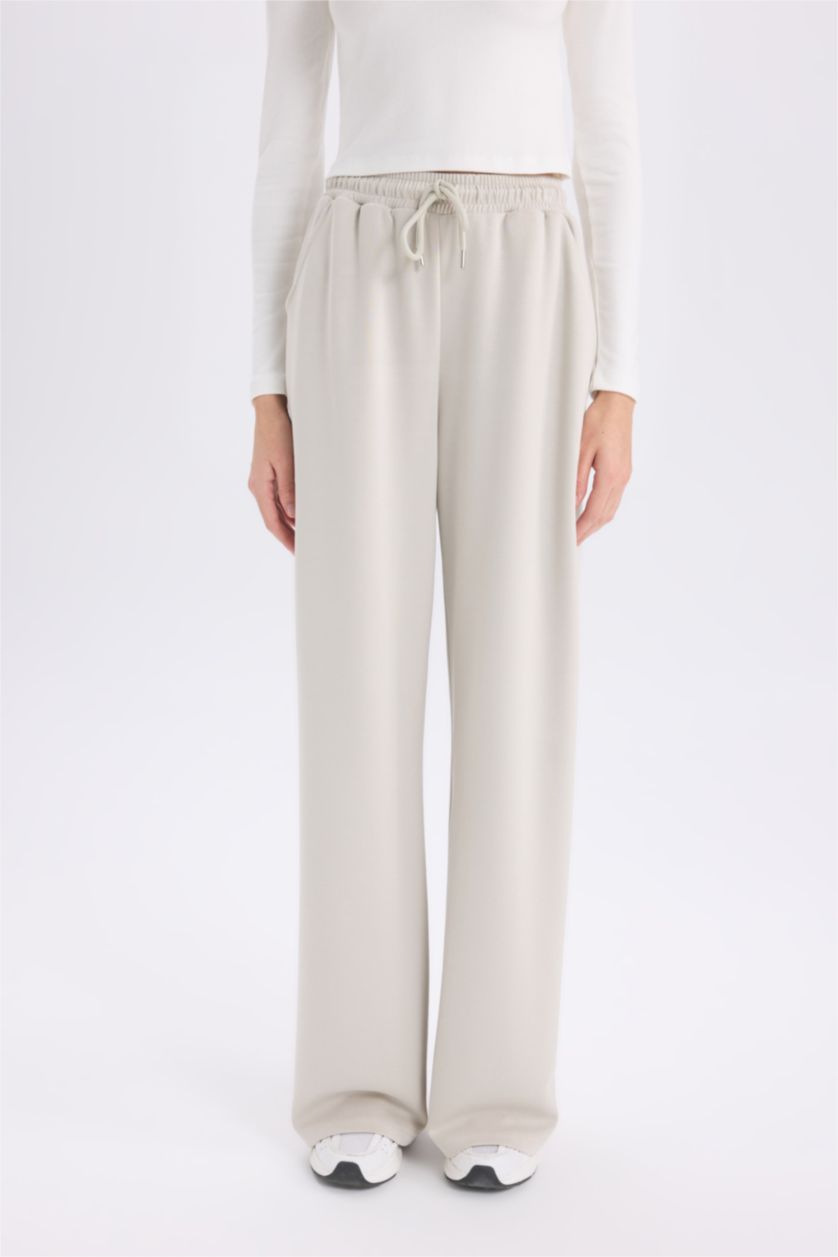 Woman Stone Pocketed Scuba Fabric Tied Waist Wide Leg Sweatpants