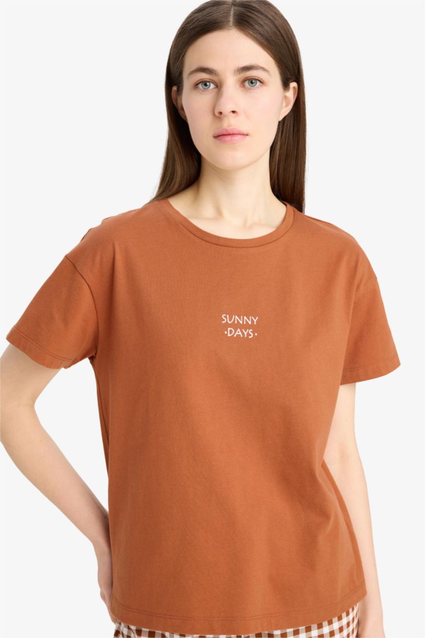 Kadın Koyu Camel Pijama Takımı Kısa Kollu Üst Beli Lastikli Uzun Kareli Alt