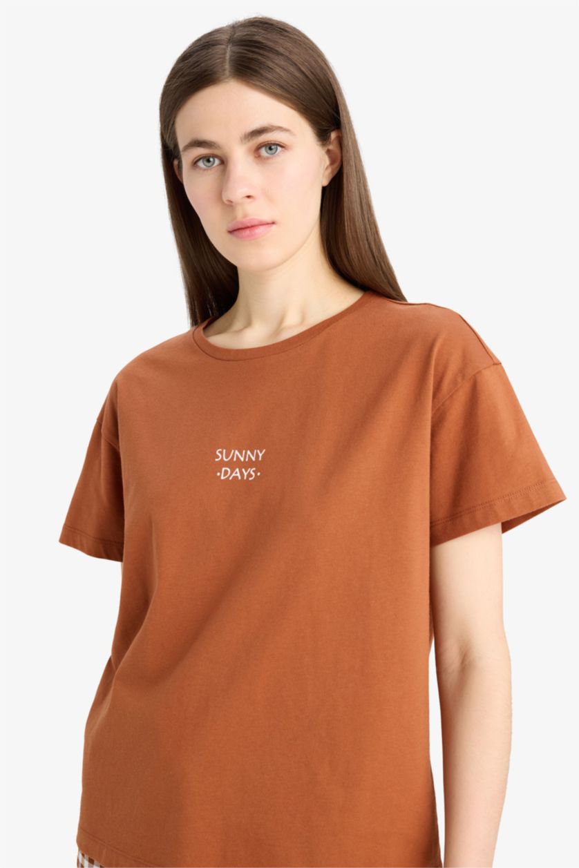 Kadın Koyu Camel Pijama Takımı Kısa Kollu Üst Beli Lastikli Uzun Kareli Alt