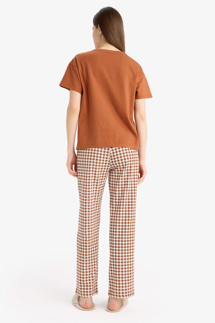 Kadın Koyu Camel Pijama Takımı Kısa Kollu Üst Beli Lastikli Uzun Kareli Alt