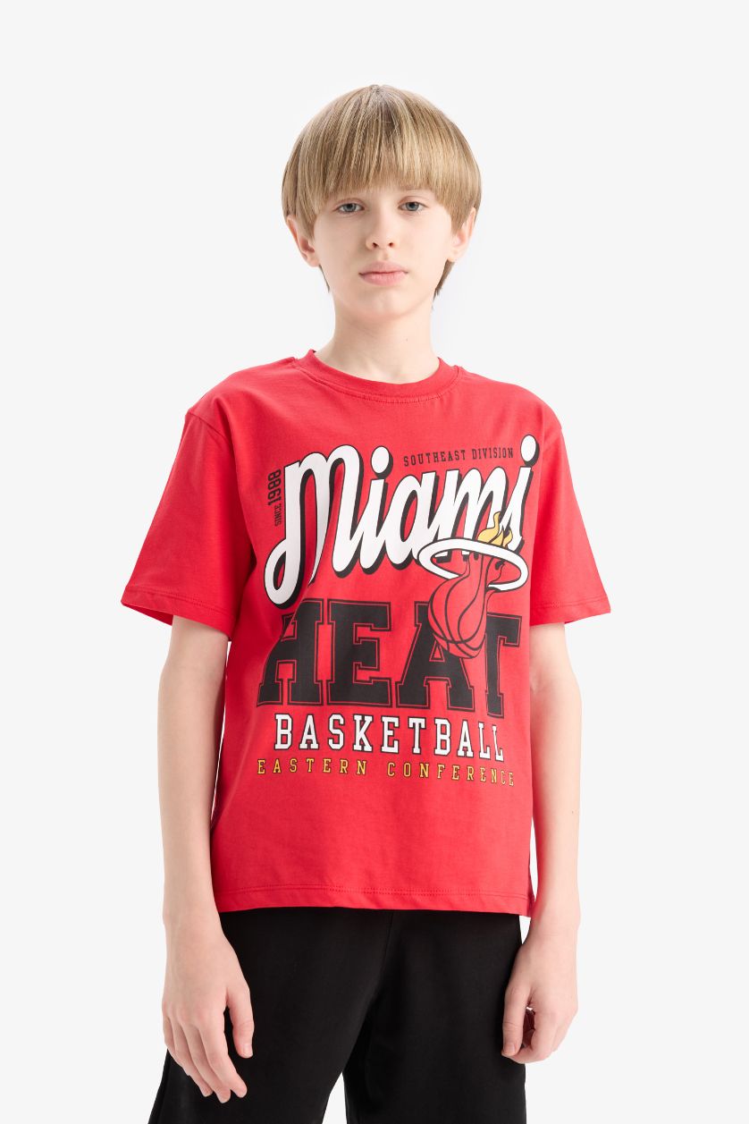 Erkek Çocuk - Genç Erkek Kırmızı NBA Miami Heat Bisiklet Yaka Kısa Kollu Tişört Erkek Çocuk