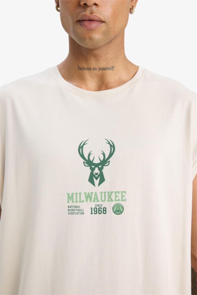 Erkek Taş NBA Milwaukee Bucks Oversize Geniş Kalıp Bisiklet Yaka Atlet