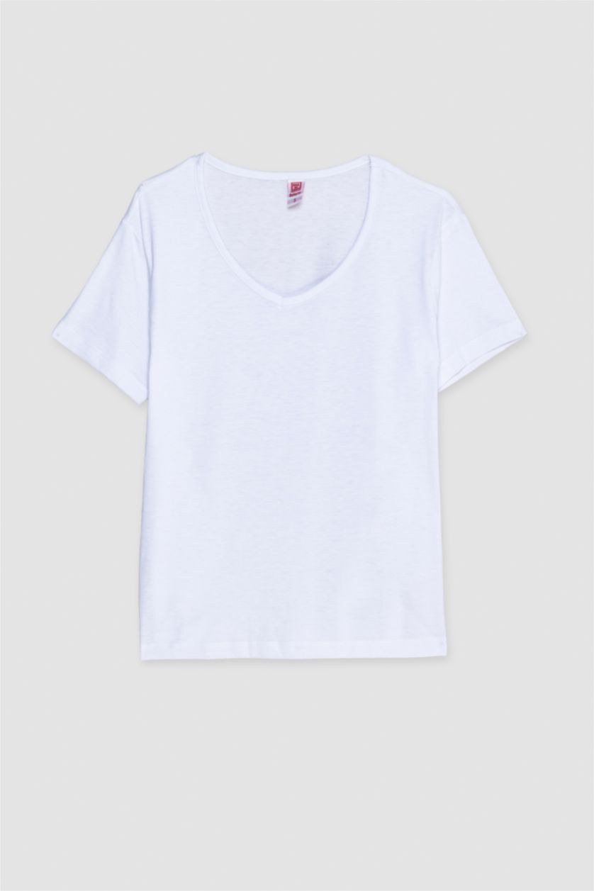 حريمي بيج فاتح طقم بيجاما قصة عادية كم طويل بنطلون منقط وتيشيرت من Fall in Love - قطعتين