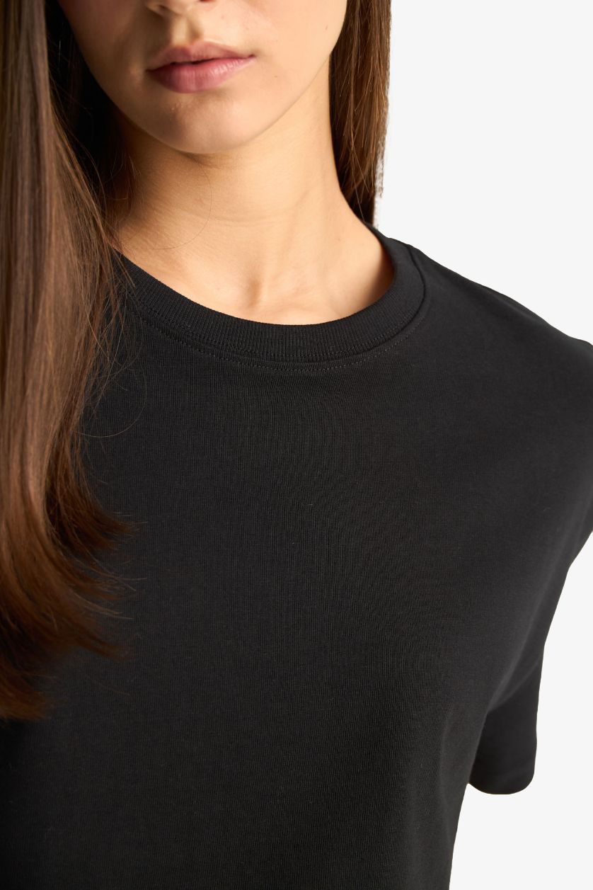 Kadın Siyah Oversize Geniş Kalıp Bisiklet Yaka Basic Düz Siyah Kısa Kollu Siyah Tişört