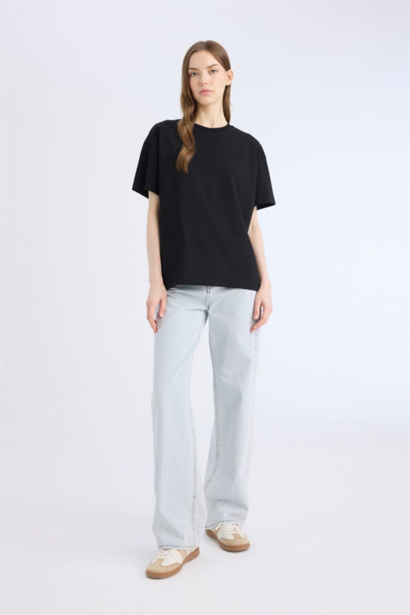 Women Black Oversize Fit Crew Neck Basic Black T-Shirt