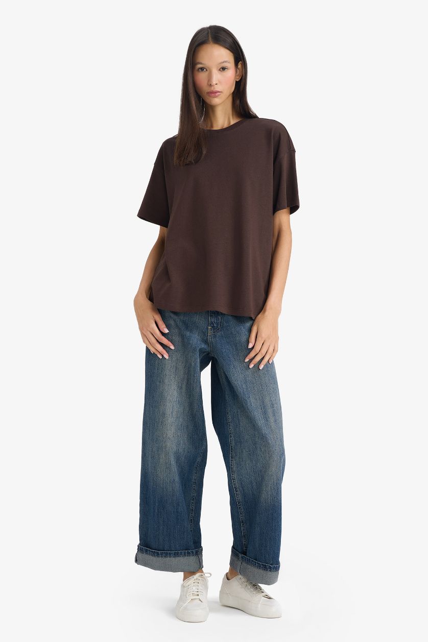 Woman Brown Oversize Fit Crew Neck Short Sleeve T-shirt