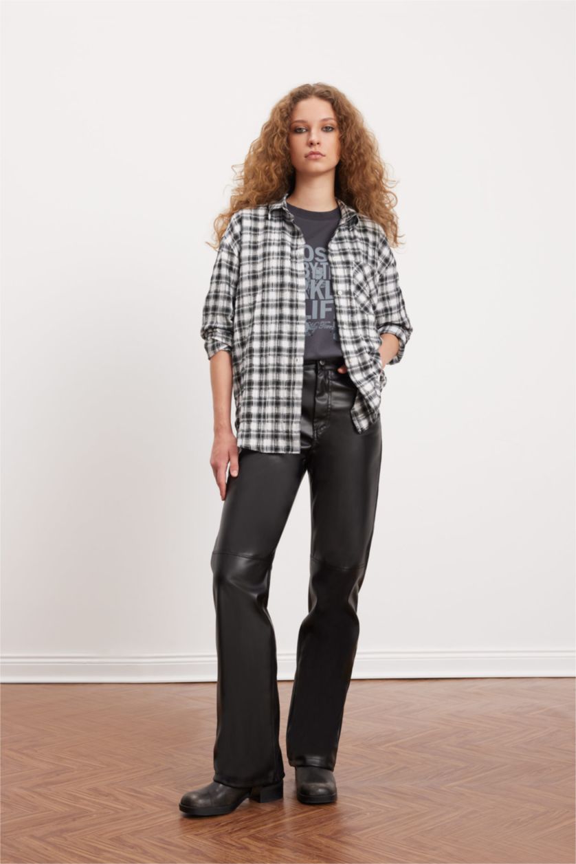 Kadın Siyah Oversize Geniş Kalıp Cepli Kareli Uzun Kollu Gömlek