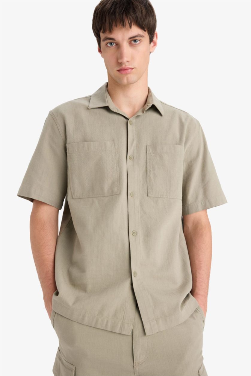 Man Light Khaki Relax Fit Summer Short Sleeve Shirt