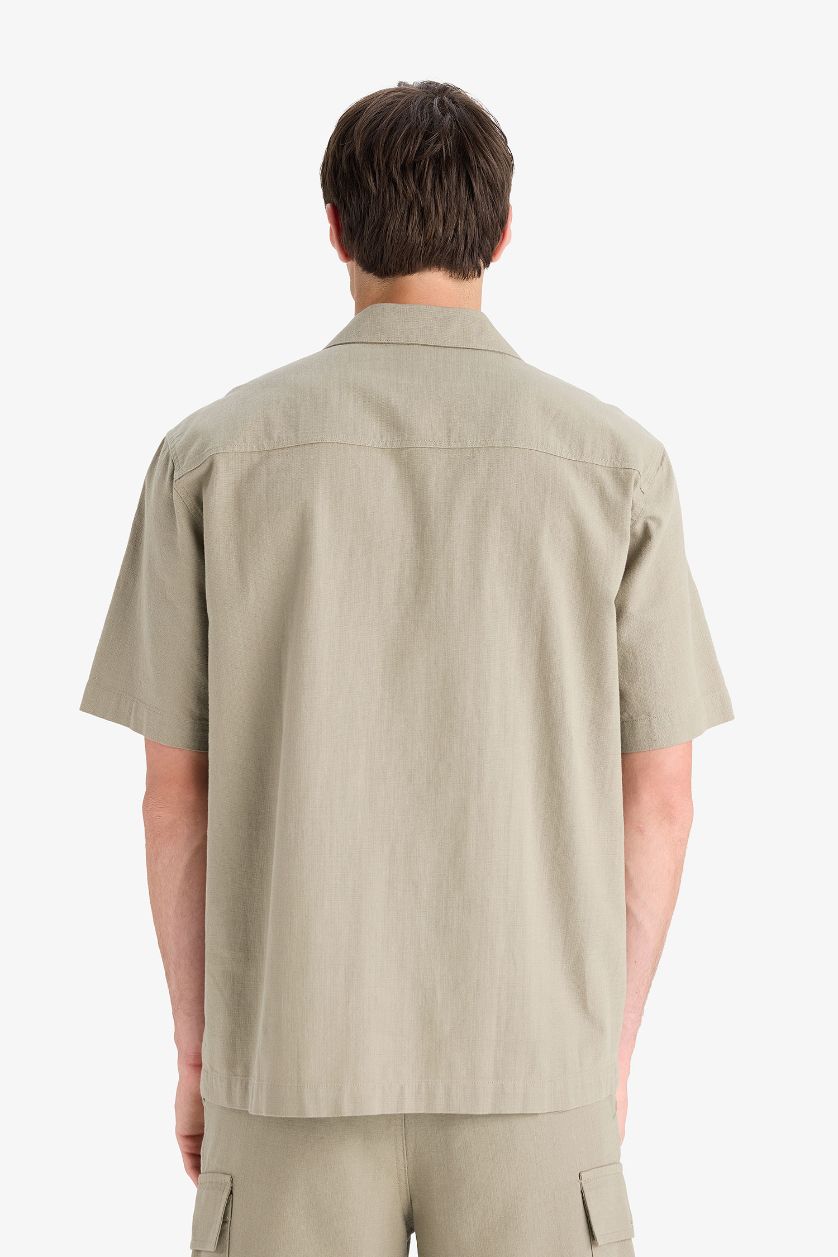 Man Light Khaki Relax Fit Summer Short Sleeve Shirt