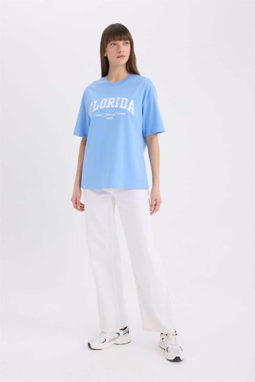 Kadın Mavi Oversıze Kısa Kollu Tişört