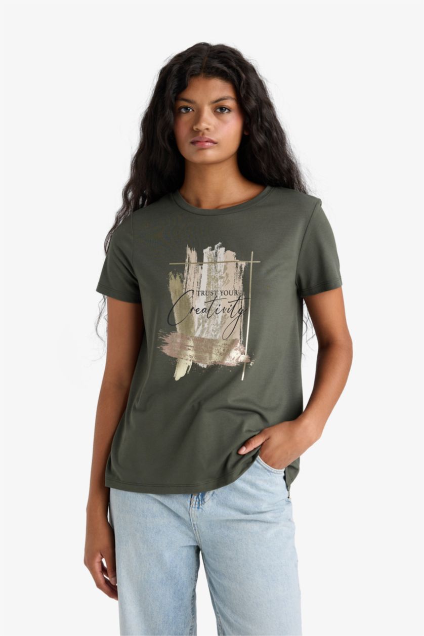 Kadın Koyu Haki Relax Fıt Bisiklet Yaka Baskılı Kısa Kollu Tişört