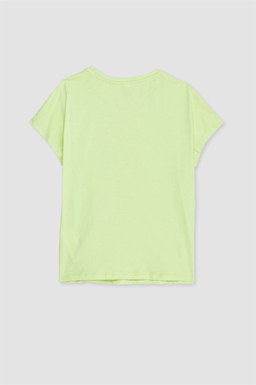 حريمي أخضر فاتح طقم قصة عادية