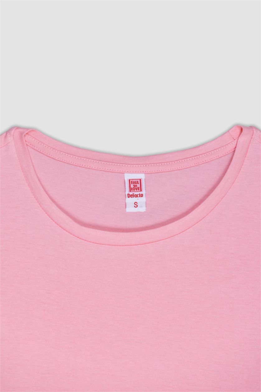 حريمي زهري فاتح طقم قصة عادية