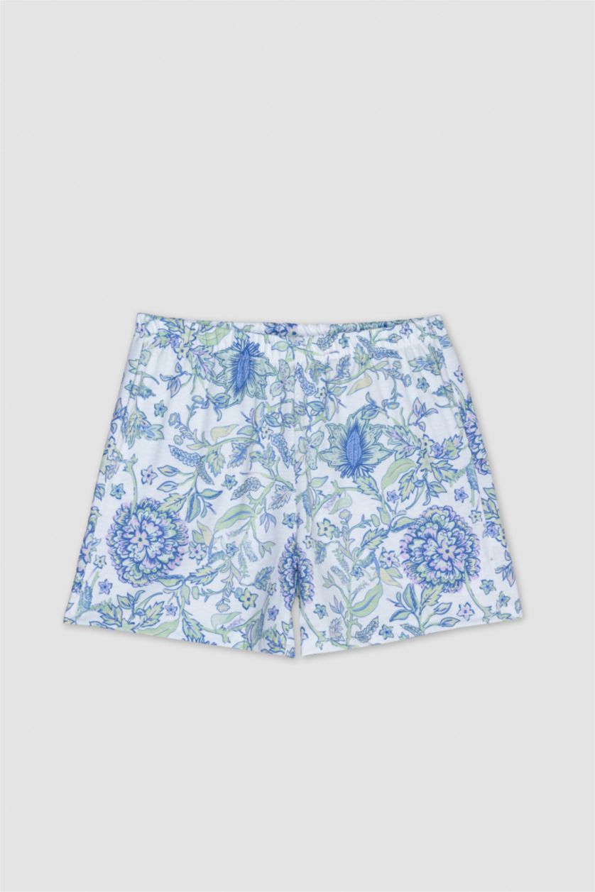 حريمي زهري فاتح طقم قصة عادية