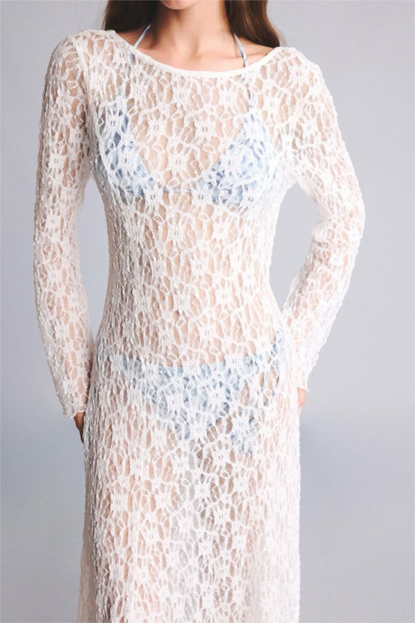 Women White Regular Fit Lace Beach Dress
