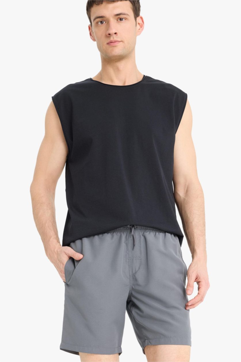 Erkek Gri Regular Fit Kısa Boy Cepli File Astarlı Beli Bağcıklı Düz Hafif Kumaş Deniz Şortu