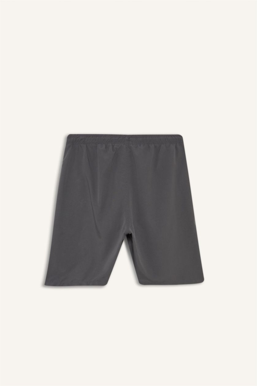 Erkek Gri Regular Fit Kısa Boy Cepli File Astarlı Beli Bağcıklı Düz Hafif Kumaş Deniz Şortu